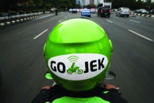 Read more about the article Gojek: 20 ta mototsikl bilan boshlangan startapning ‘decacorn’ga aylanishi