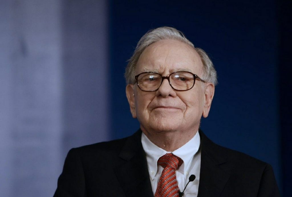 You are currently viewing Warren Buffettning 1-qoidasi: “Hech qachon pulingni yo’qotma”